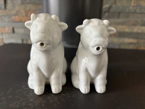 Vinci fine porcelain pair - porcelain, of