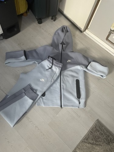 Nike light armoury - light,
