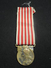 J23d*(REF5811) Beautiful military medal MORLON 14/18 ww1 french medal