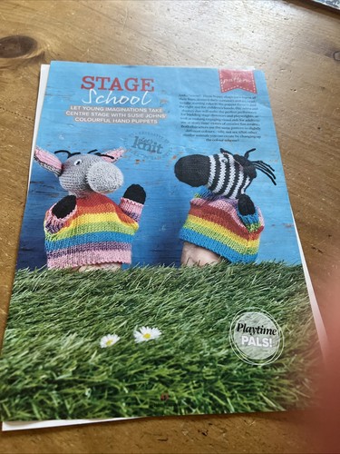 Glove hand puppets knitting - glove/hand,