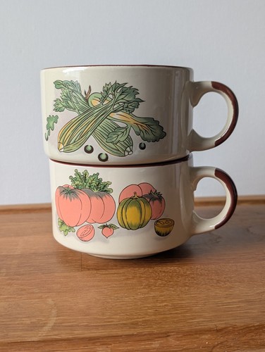 Vintage retro soup handled - x,
