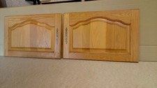 pair of solid light oak kitchen doors 390mm h x 597mm w in good used condition