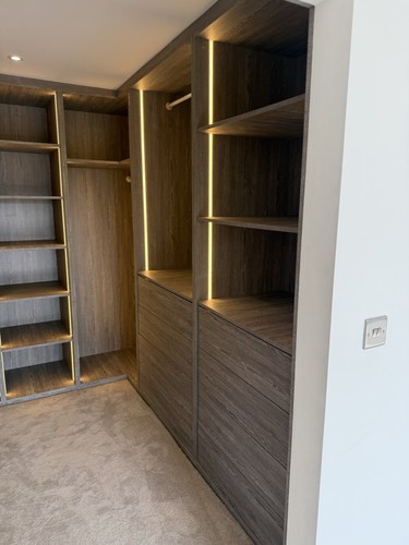 Walk wardrobe bespoke - walk, in