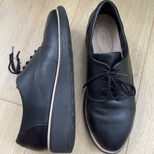 Women’s Lace Up Shoes school  by Clarks Size 6.5 E Wide fit 