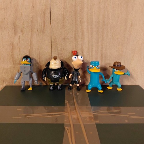 Disney phineas and ferb - disney,