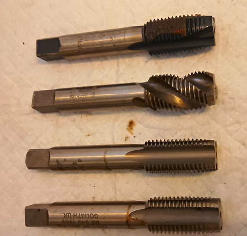 Small job lot x 11 - ,