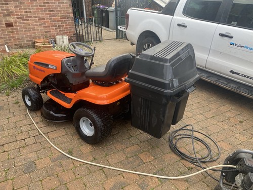 Husqvarna lt151 ride lawn - lt151,