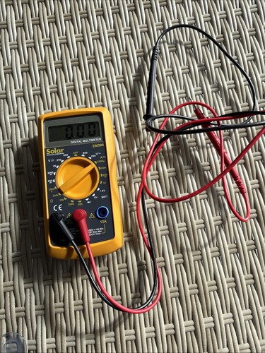 Digital multimeter for testing - multimeter,