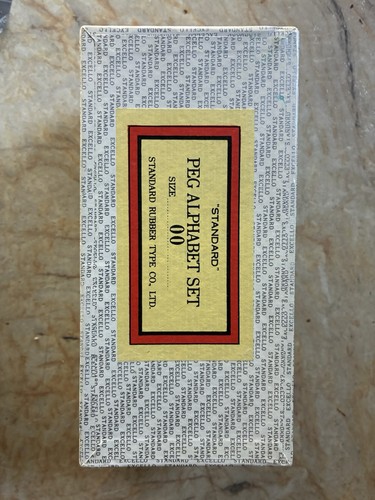 Vintage standard peg alphabet - standard,