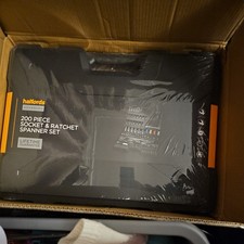 Halfords Advanced 200 Piece