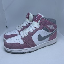 Nike Air Jordan 1 Retro Mid