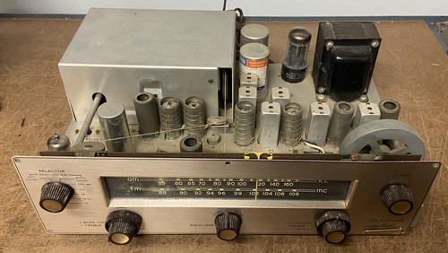 Pilot radio 1055 - pilot, pt-1055