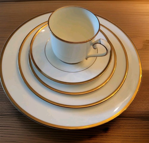 Noritake troy piece - noritake,