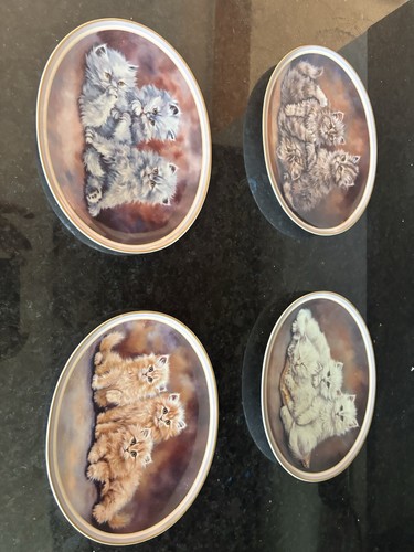 Collectible plates - plates, (4)