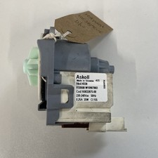 Hotpoint / Indesit Washing Machine Drain Pump - Askoll M338 / 160032875