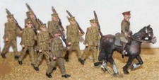 8 soldiers 1 Mounted 190837