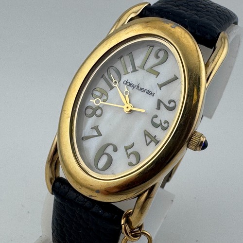 Vintage daisy fuentes quartz - vintage,