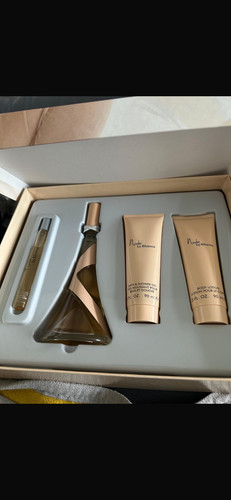 Nude rihanna perfume - nude,