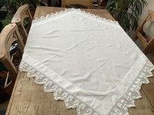 VINTAGE WHITE CROCHET LACE
