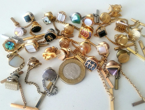 Tie pins - 30, tacks