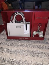 NIB Nine West Handbag Gift Set