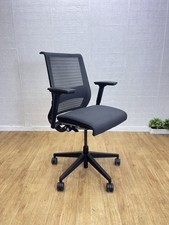 steelcase V1 Ergonomic Office