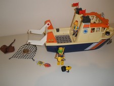 Playmobil - Ocean Conservation Team & Glass Bottom Research Boat.