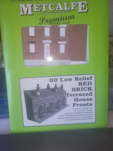 Metcalfe po220 low relief red - metcalfe,