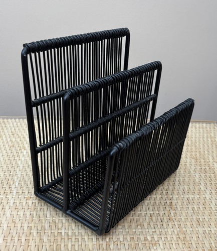 Metal modern wire - letter, rack