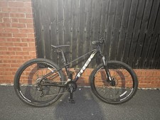 Trek Marlin 5 Mountain Bike Black Size Small a Few Scratches On The Frame