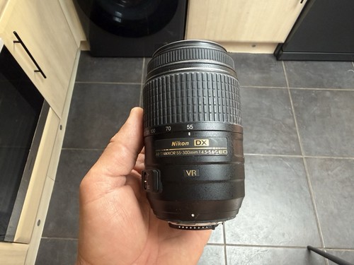 Nikon nikkor 55 300mm - dx, 55-300mm