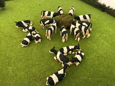 Britains Fresian Cattle x 18