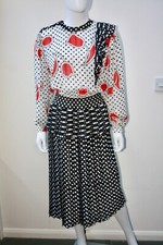 Vintage 1980s Dale Tryon Kanga