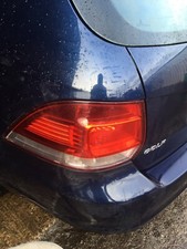 2013 VW Golf MK6 Estate 1.6 TDI BlueMotion Blue passengerside rear brake light