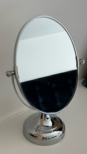 Freestanding chrome oval - freestanding,