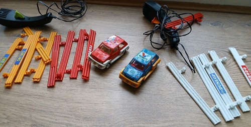 Scalextric mighty metro cars - metro,