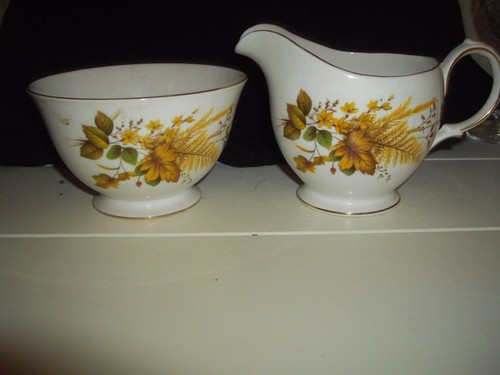 Lovely queen anne china jug - lovely,