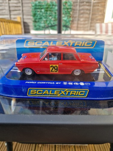Scalextric c3023 ford cortina - scalextric,