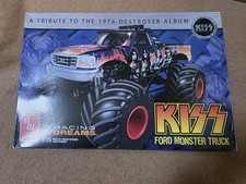 KISS MONSTER TRUCK MODEL KIT