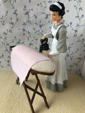 Dolls house servant kitchen - house, servant/kitchen