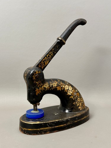 Large victorian ebonized gold - ebonized,