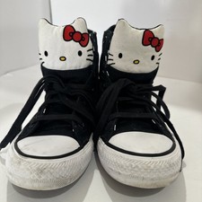 Converse x HELLO KITTY Chuck