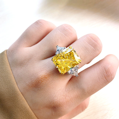 Radiant yellow - 6.20,