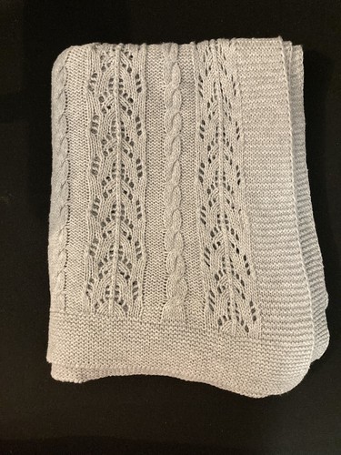 Cable knit throw - cable, in