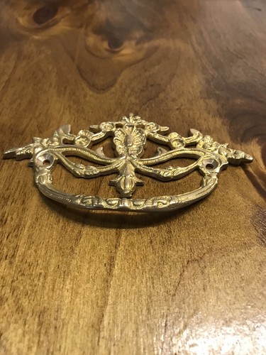Brass ornate pull handle - brass,