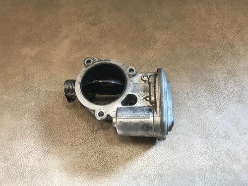 Bmw e90 throttle - 3, body