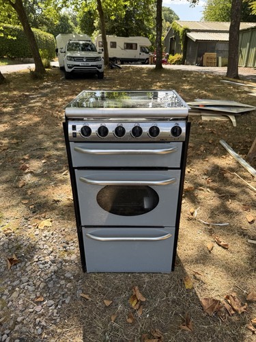 Smev 400 motorhome - oven, grill