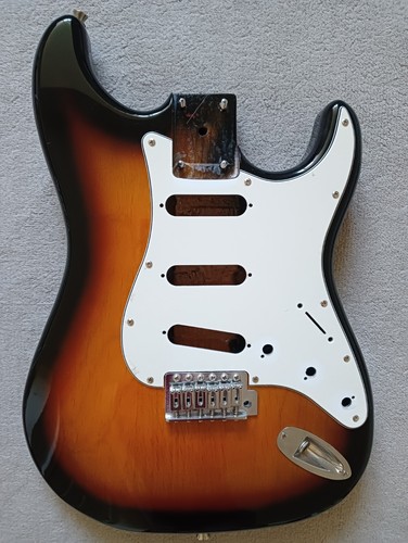 Squier stratocaster full size - squier,