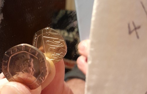 Undated royal mint error 20p - mint,