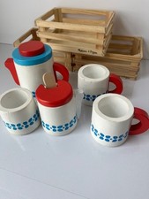 Melissa & Doug 19843 Wooden Steep and Serve Tea Set